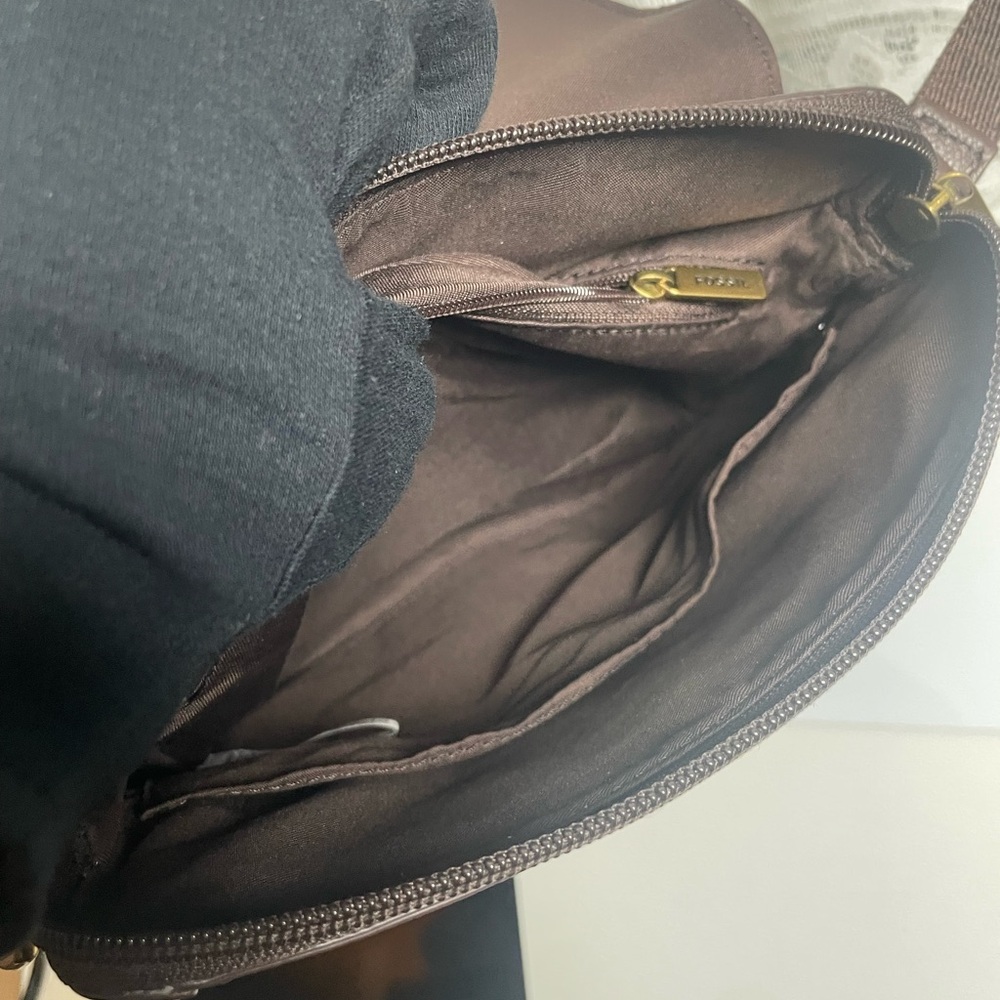 Fossil Brown Croc-Embossed Leather Crossbody Bag - Picture 6 of 13